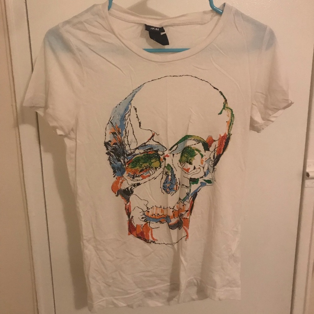 Graphic T